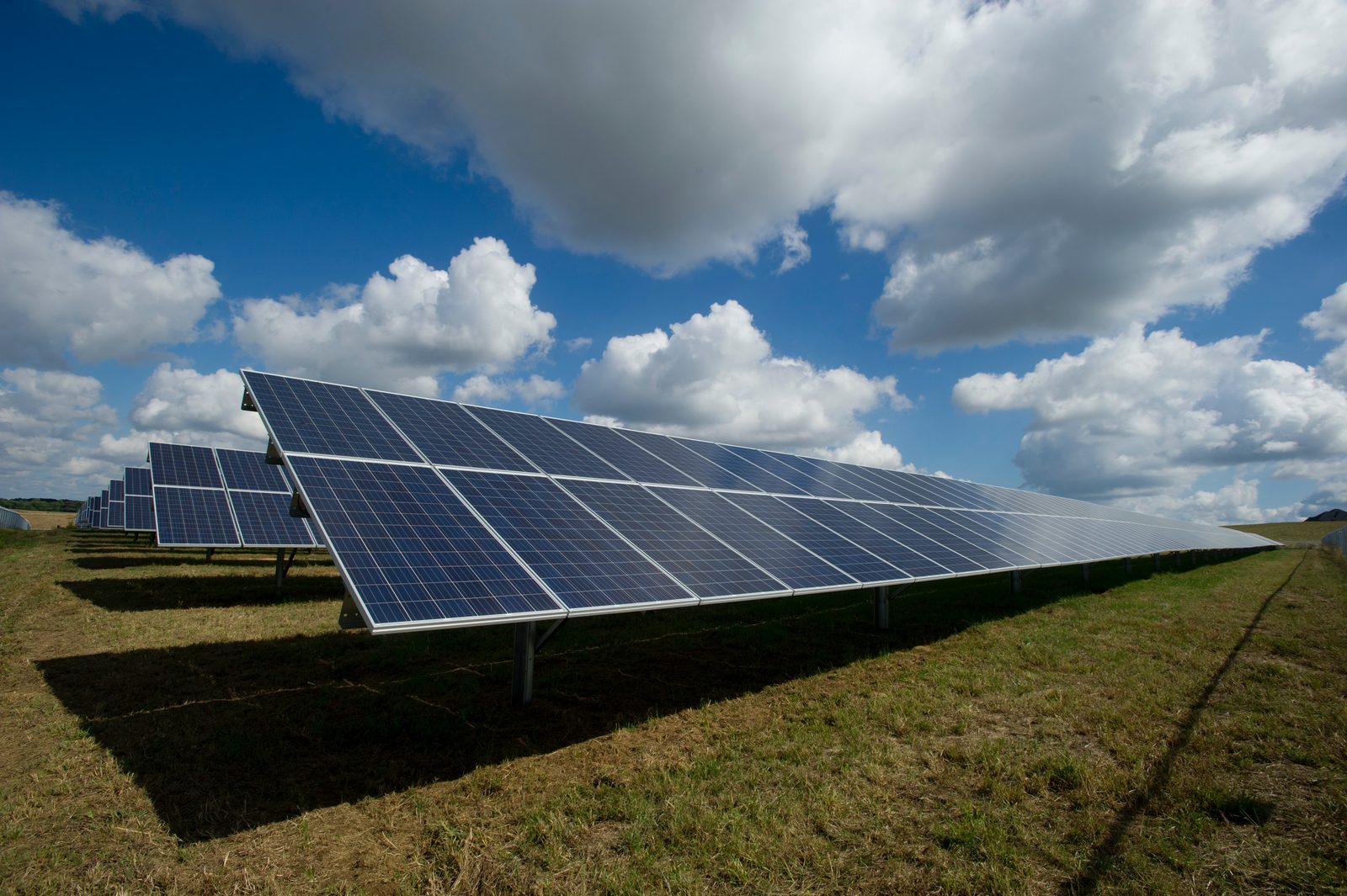 Solar Energy vs. Traditional Utilities